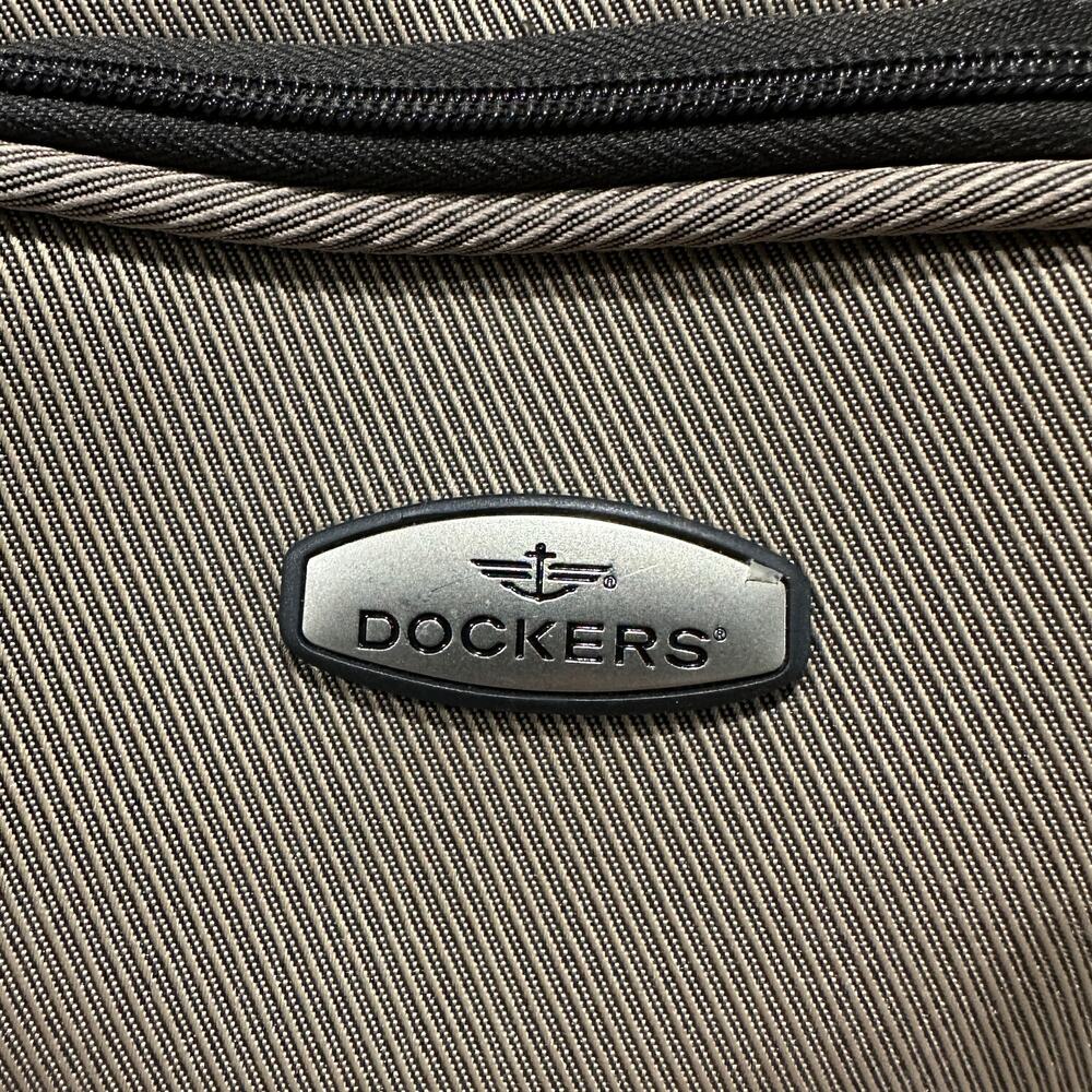 Dockers Tan Messenger Overnight Carry-On Travel Bag, Lots of Storage - Picture 11 of 11